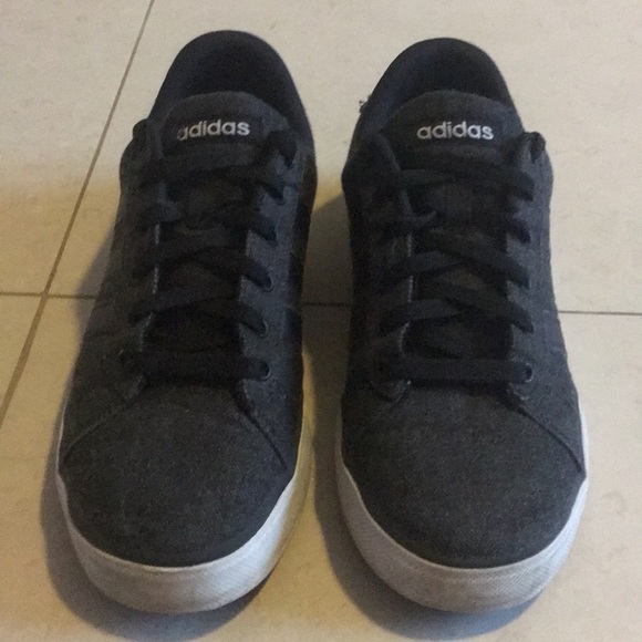 adidas daily 2.0 black sneakers